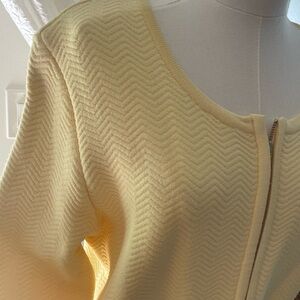 European Knit Yellow Luxury Zip-Up Sweater Like St John EUC Beautiful Large